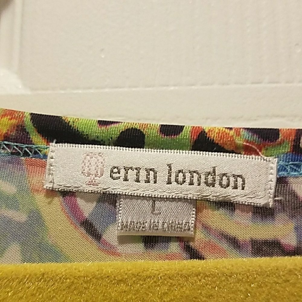Erin London printed top Sz L NWOT. - Picture 4 of 5
